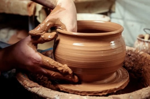 இன்றைய இறைமொழி. ஞாயிறு, 5 நவம்பர் 2023. தூரம்&nbsp;குறைத்தல்!