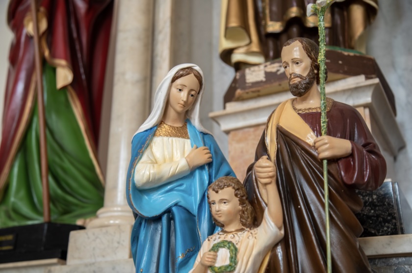 இன்றைய இறைமொழி. ஞாயிறு, 31 டிசம்பர் 2023. கடவுளுக்கு உகந்த&nbsp;குடும்பம்